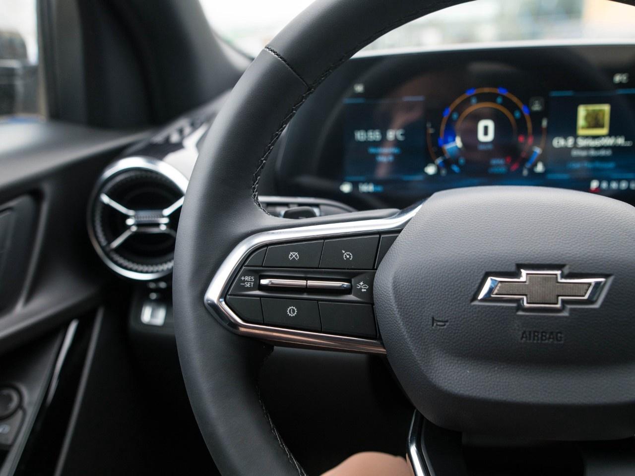2026 Chevrolet Equinox FWD LT Photo