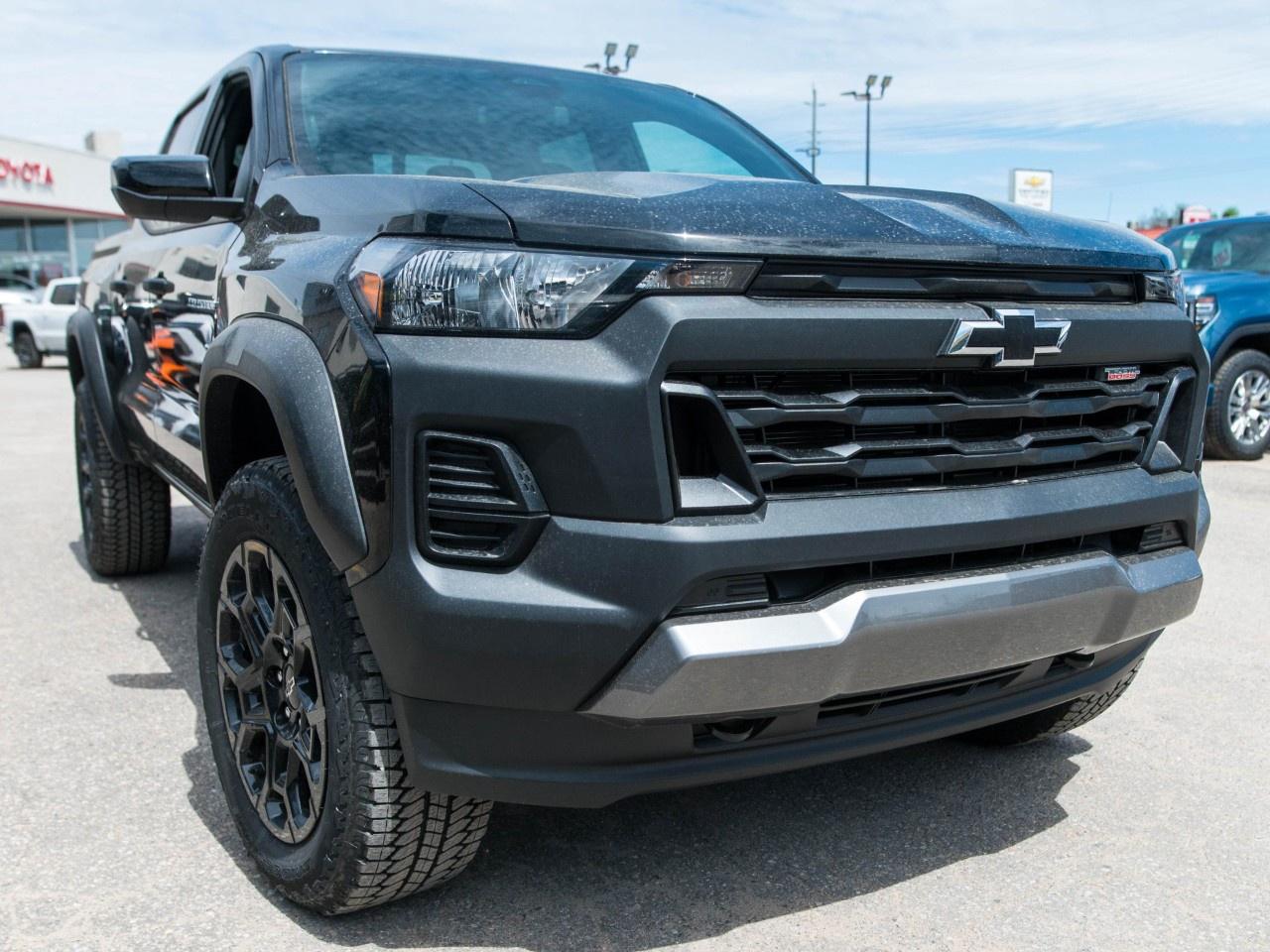 2026 Chevrolet Colorado Crew Cab Short Box 4-Wheel Drive Trail Boss Photo
