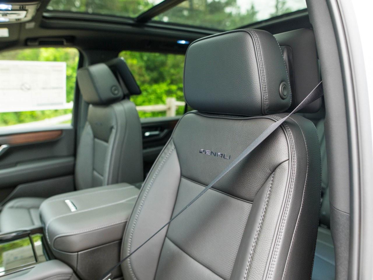 2026 GMC Yukon 4WD 4dr Denali Photo
