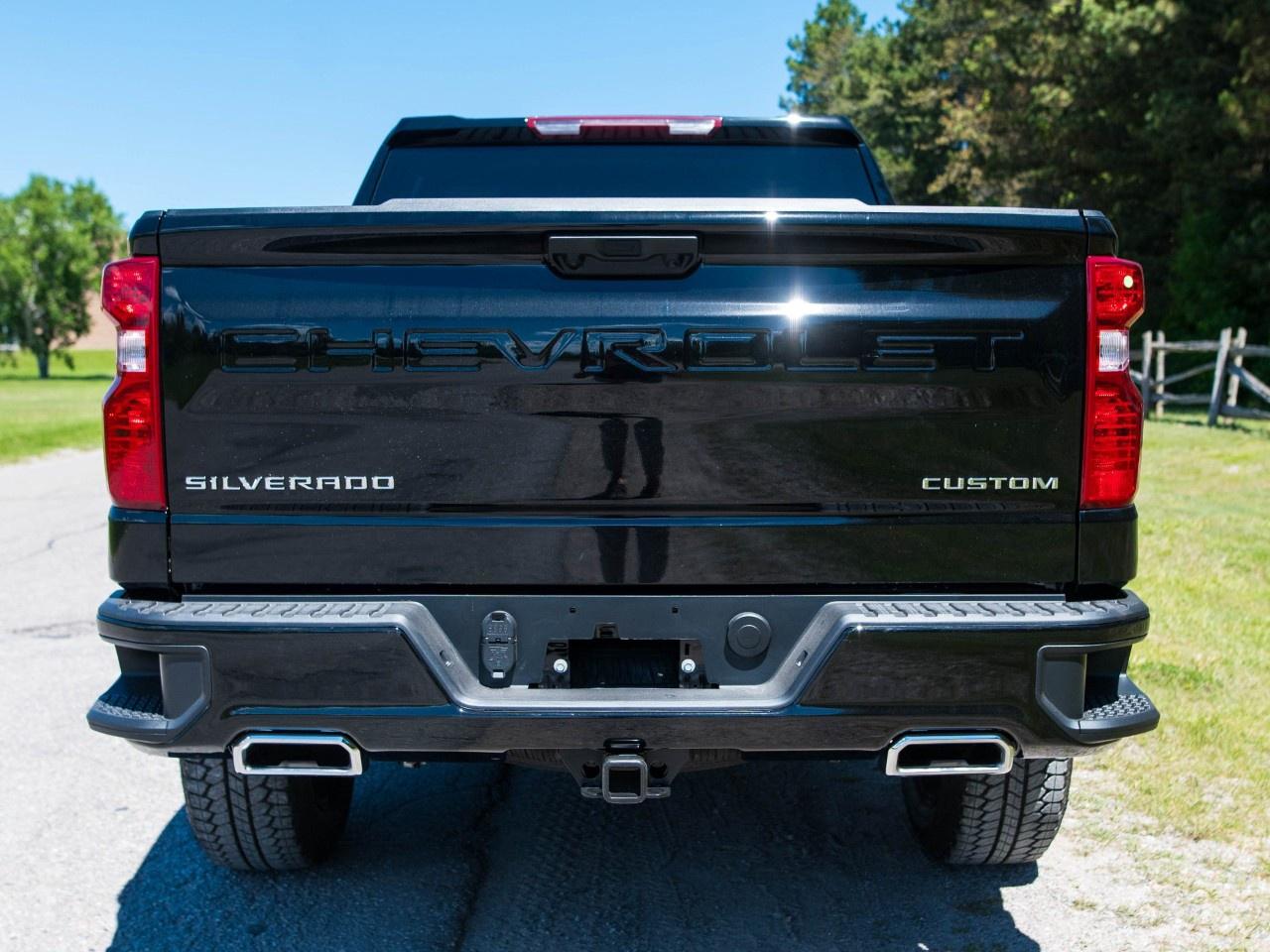 2026 Chevrolet Silverado 1500 Crew Cab Short Box 4-Wheel Drive Custom Trail Boss Photo