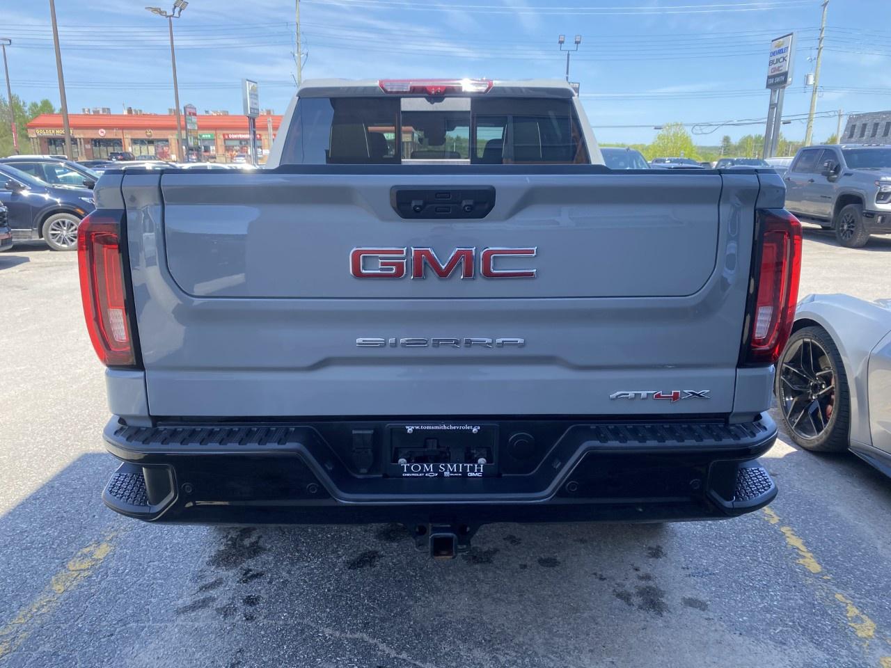 2025 GMC Sierra 1500 Crew Cab Short Box 4-Wheel Drive AT4X Photo