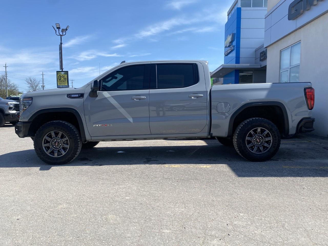 2025 GMC Sierra 1500 Crew Cab Short Box 4-Wheel Drive AT4X Photo2