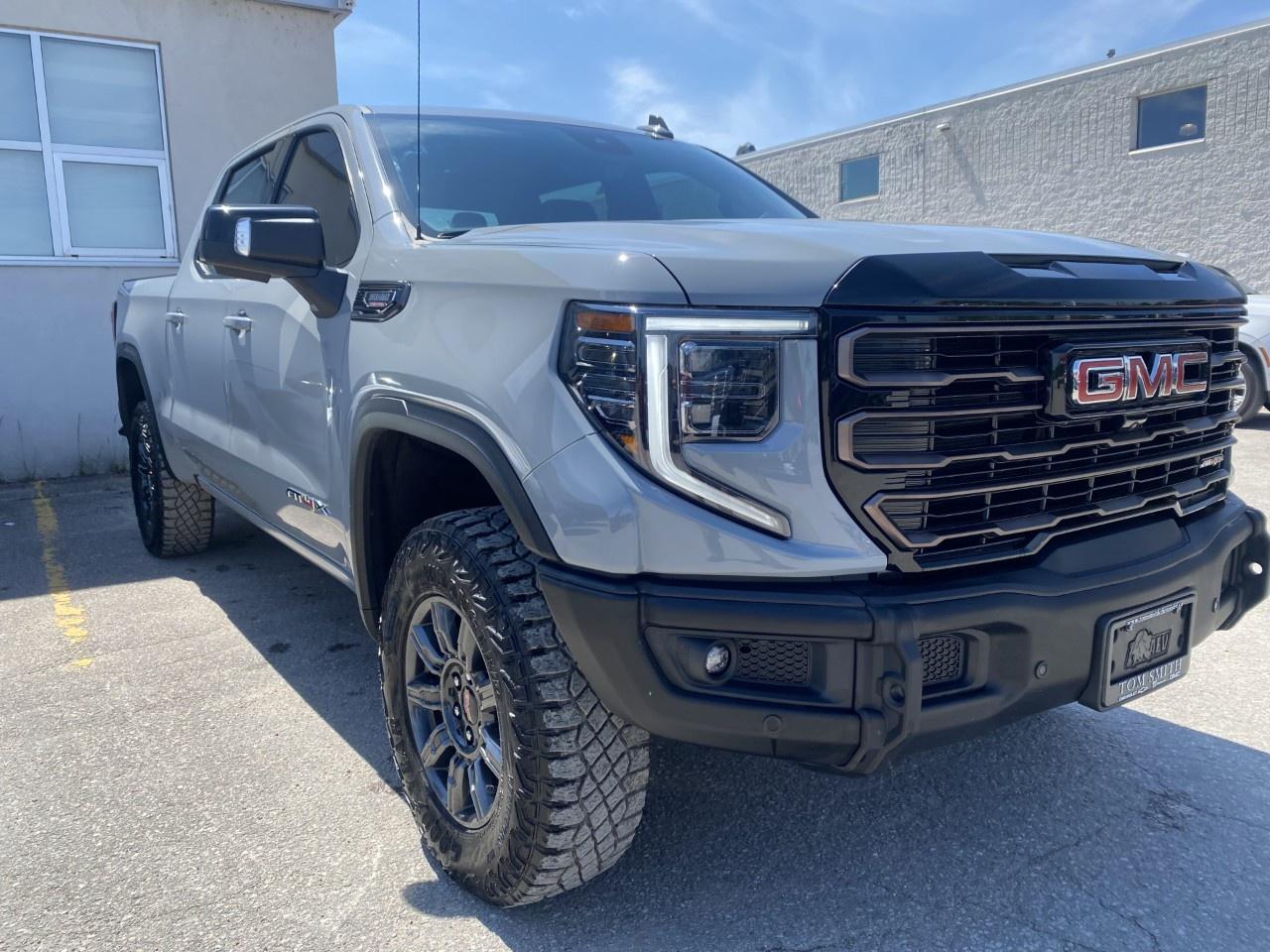 2025 GMC Sierra 1500 Crew Cab Short Box 4-Wheel Drive AT4X Photo