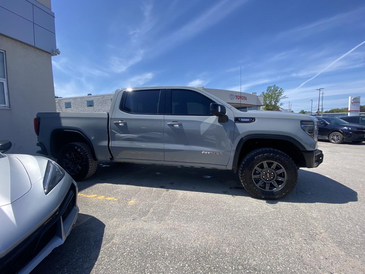 2025 GMC Sierra 1500 Crew Cab Short Box 4-Wheel Drive AT4X Photo
