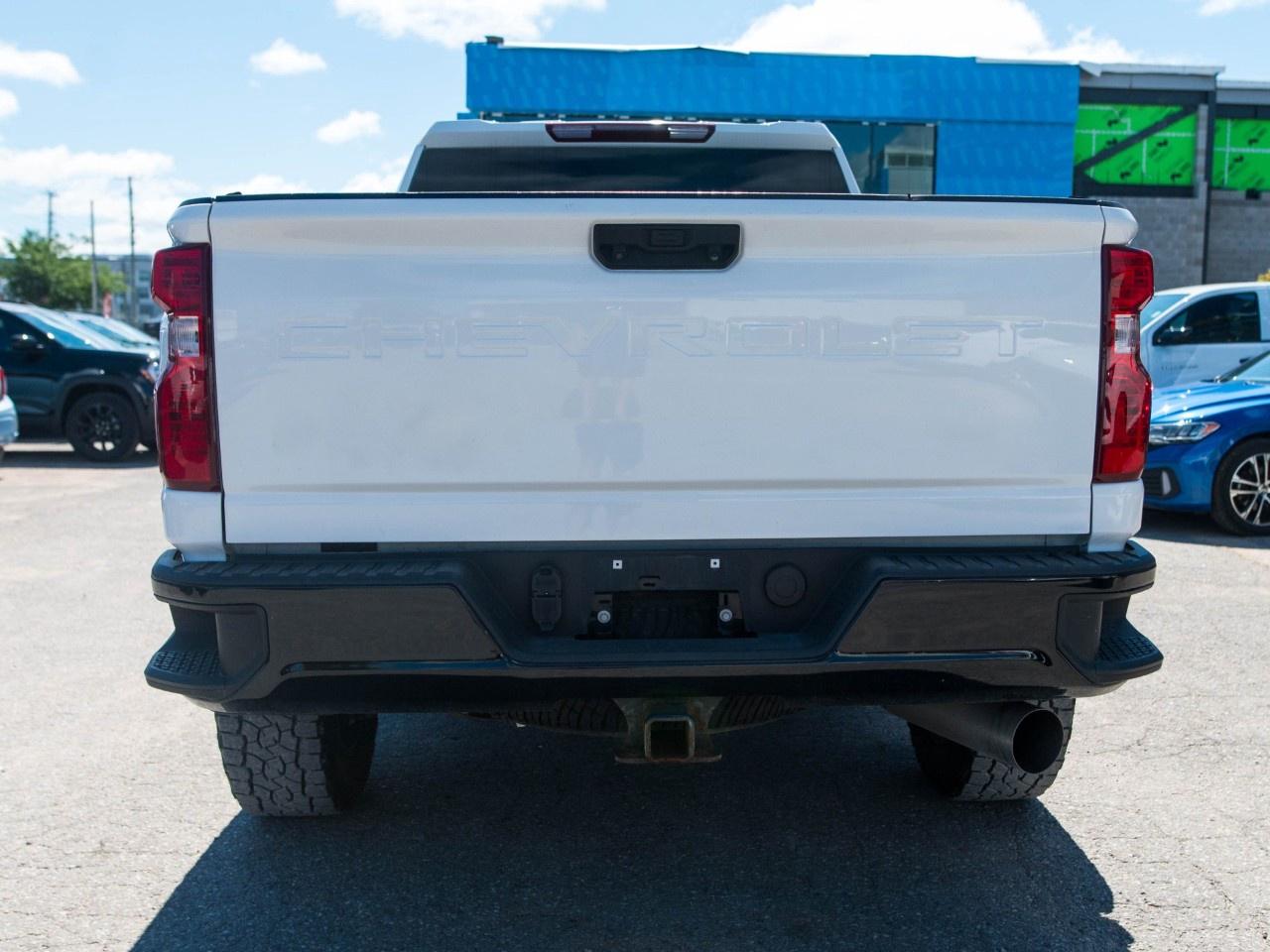 2023 Chevrolet SILVERADO 2500HD 4WD Crew Cab Standard Box Custom Photo