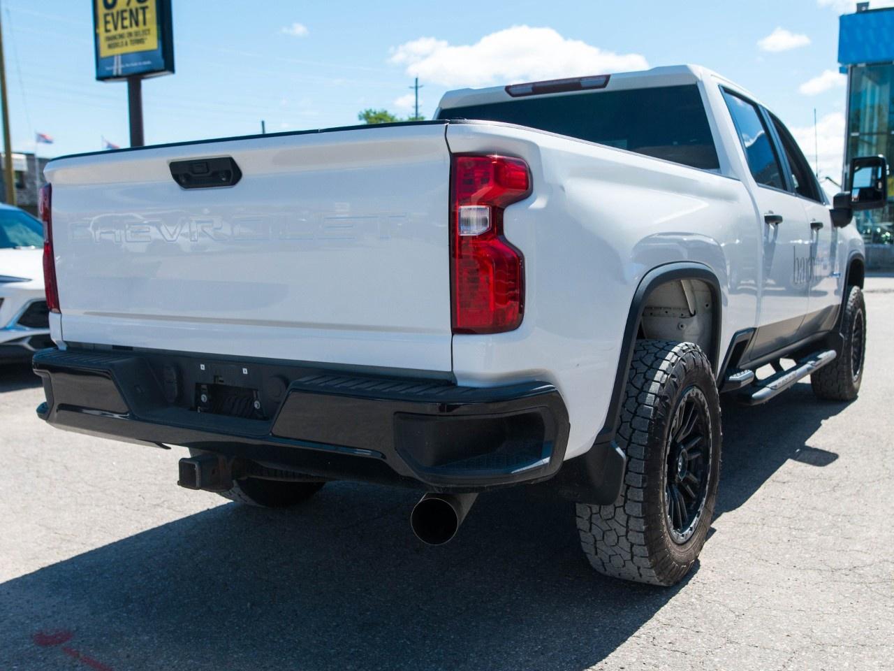 2023 Chevrolet SILVERADO 2500HD 4WD Crew Cab Standard Box Custom Photo