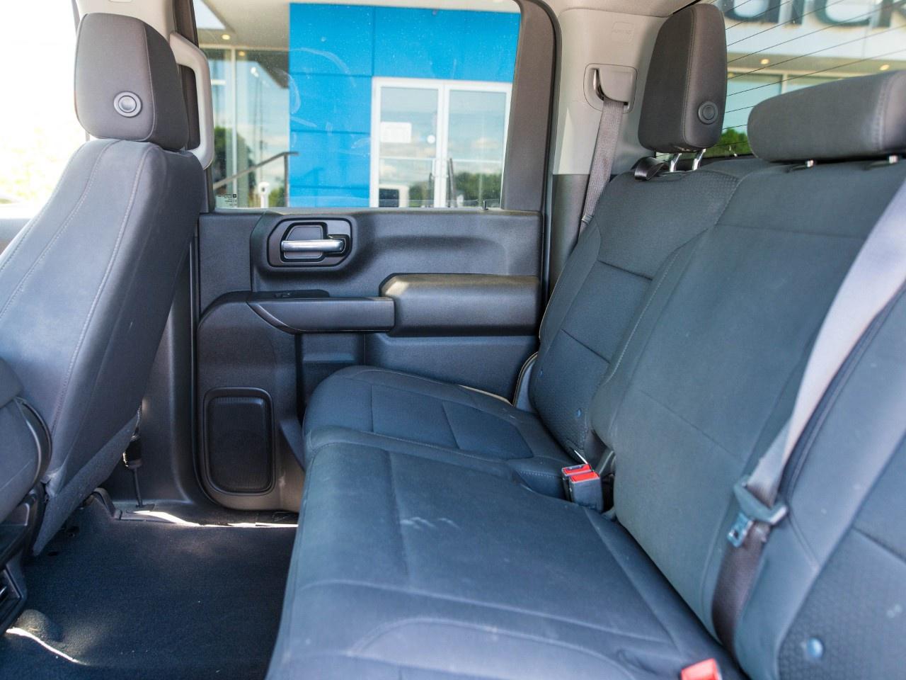 2023 Chevrolet SILVERADO 2500HD 4WD Crew Cab Standard Box Custom Photo