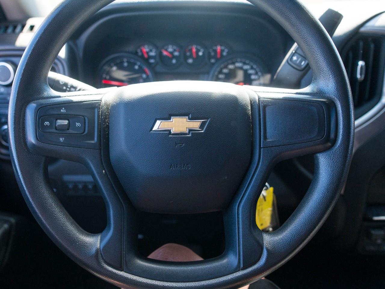 2023 Chevrolet SILVERADO 2500HD 4WD Crew Cab Standard Box Custom Photo
