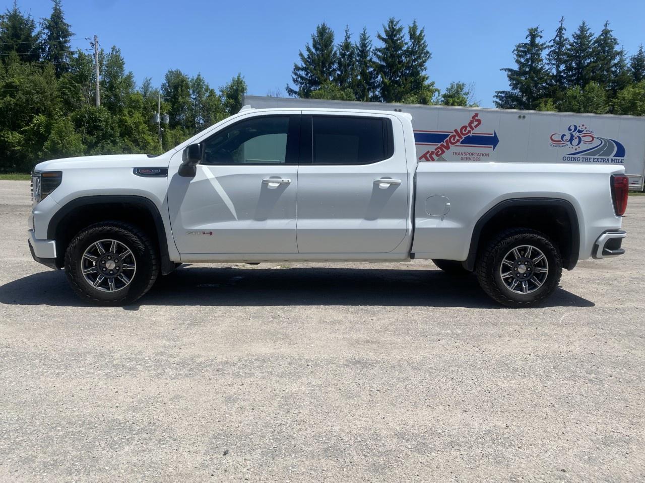 2026 GMC Sierra 1500 Crew Cab Standard Box 4-Wheel Drive AT4 Photo