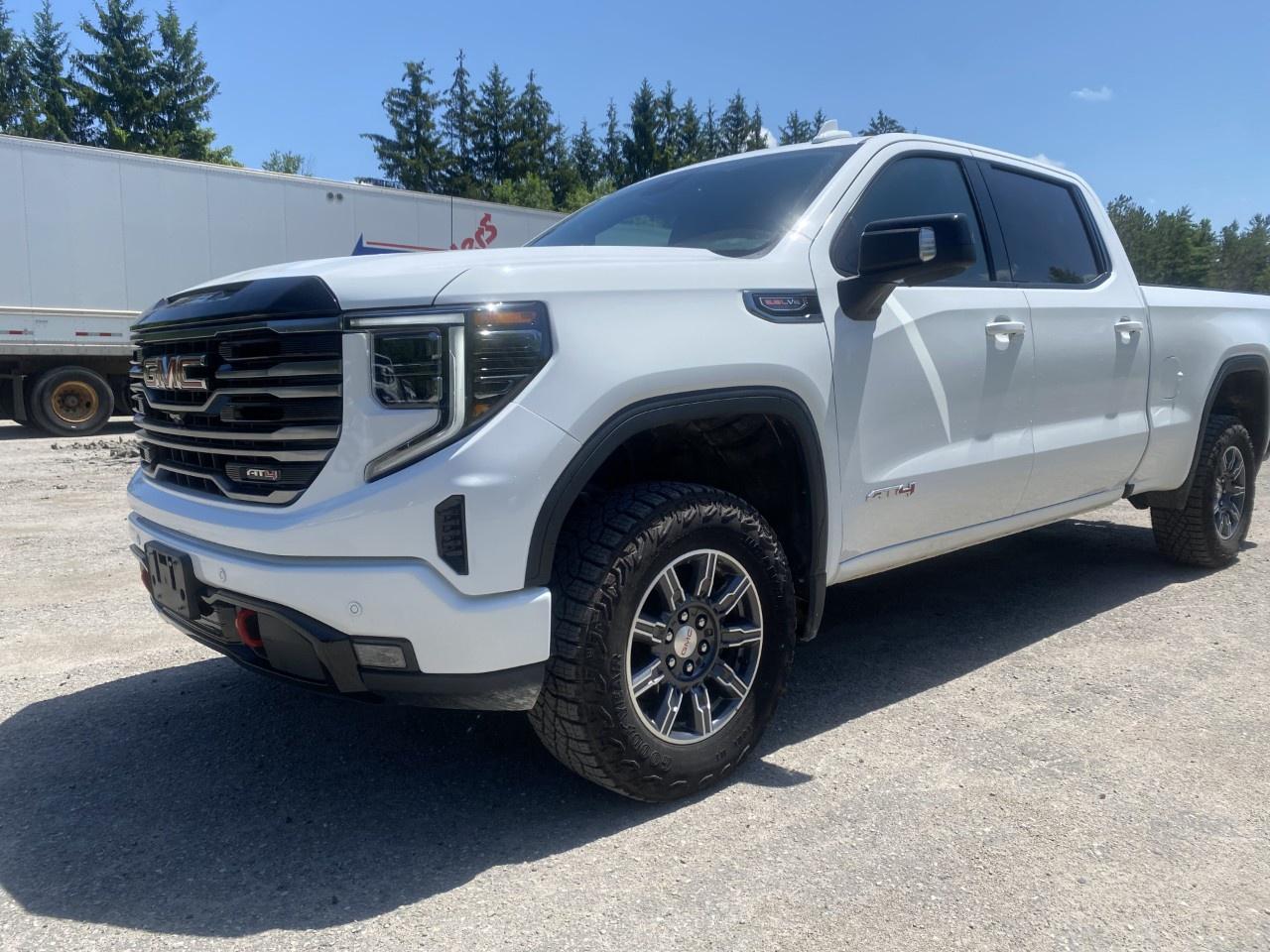 2026 GMC Sierra 1500 Crew Cab Standard Box 4-Wheel Drive AT4 Photo