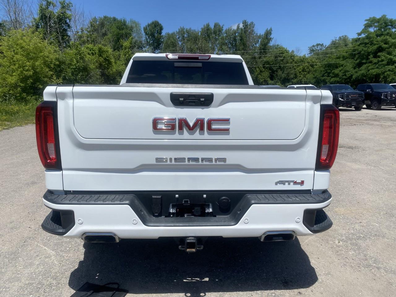 2026 GMC Sierra 1500 Crew Cab Standard Box 4-Wheel Drive AT4 Photo