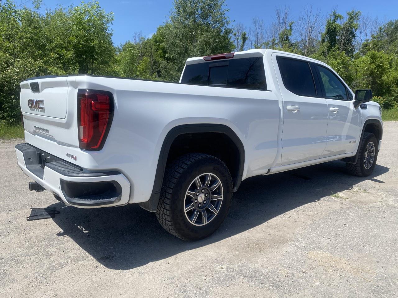 2026 GMC Sierra 1500 Crew Cab Standard Box 4-Wheel Drive AT4 Photo