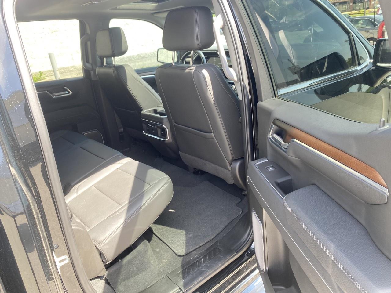 2025 GMC Sierra 1500 Crew Cab Short Box 4-Wheel Drive Denali Photo