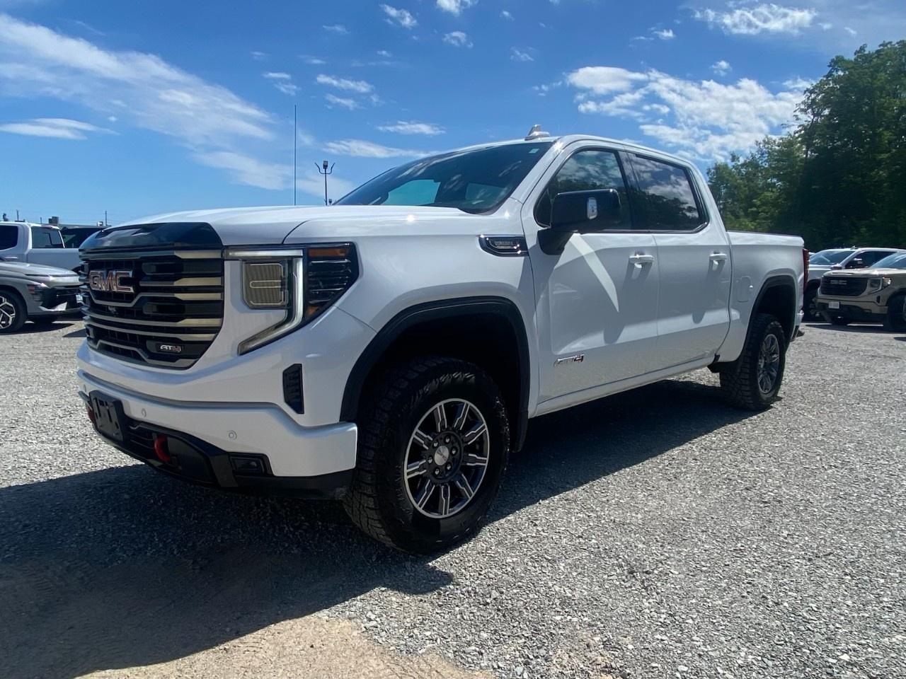 2026 GMC Sierra 1500 Crew Cab Short Box 4-Wheel Drive AT4 Photo5