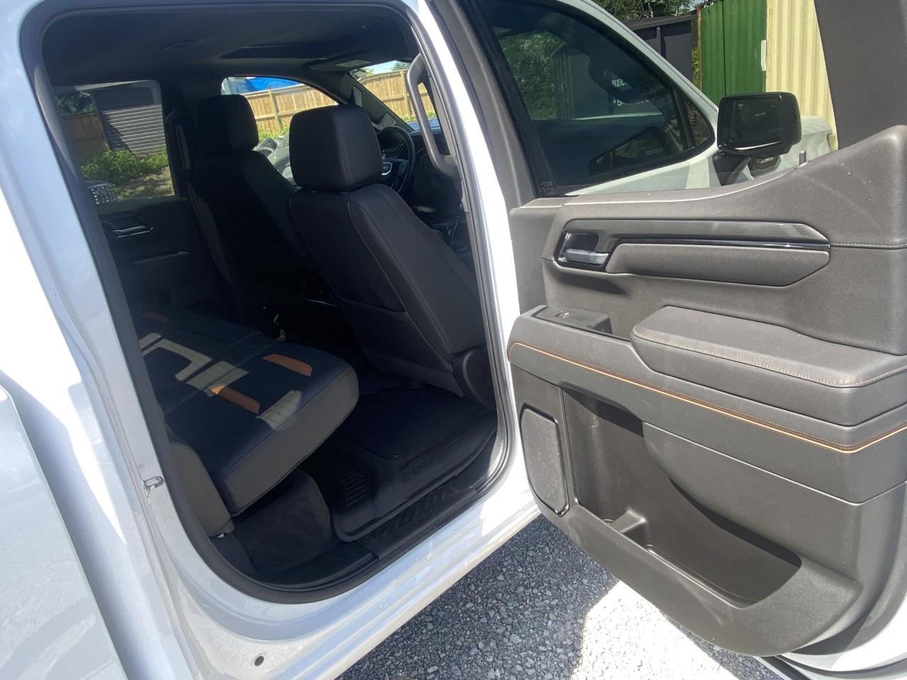 2026 GMC Sierra 1500 Crew Cab Short Box 4-Wheel Drive AT4 Photo