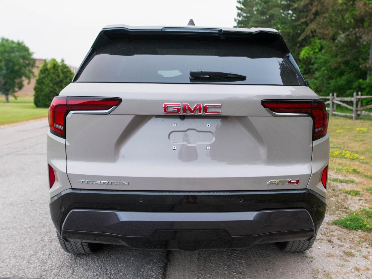 2027 GMC Terrain AWD AT4 Photo