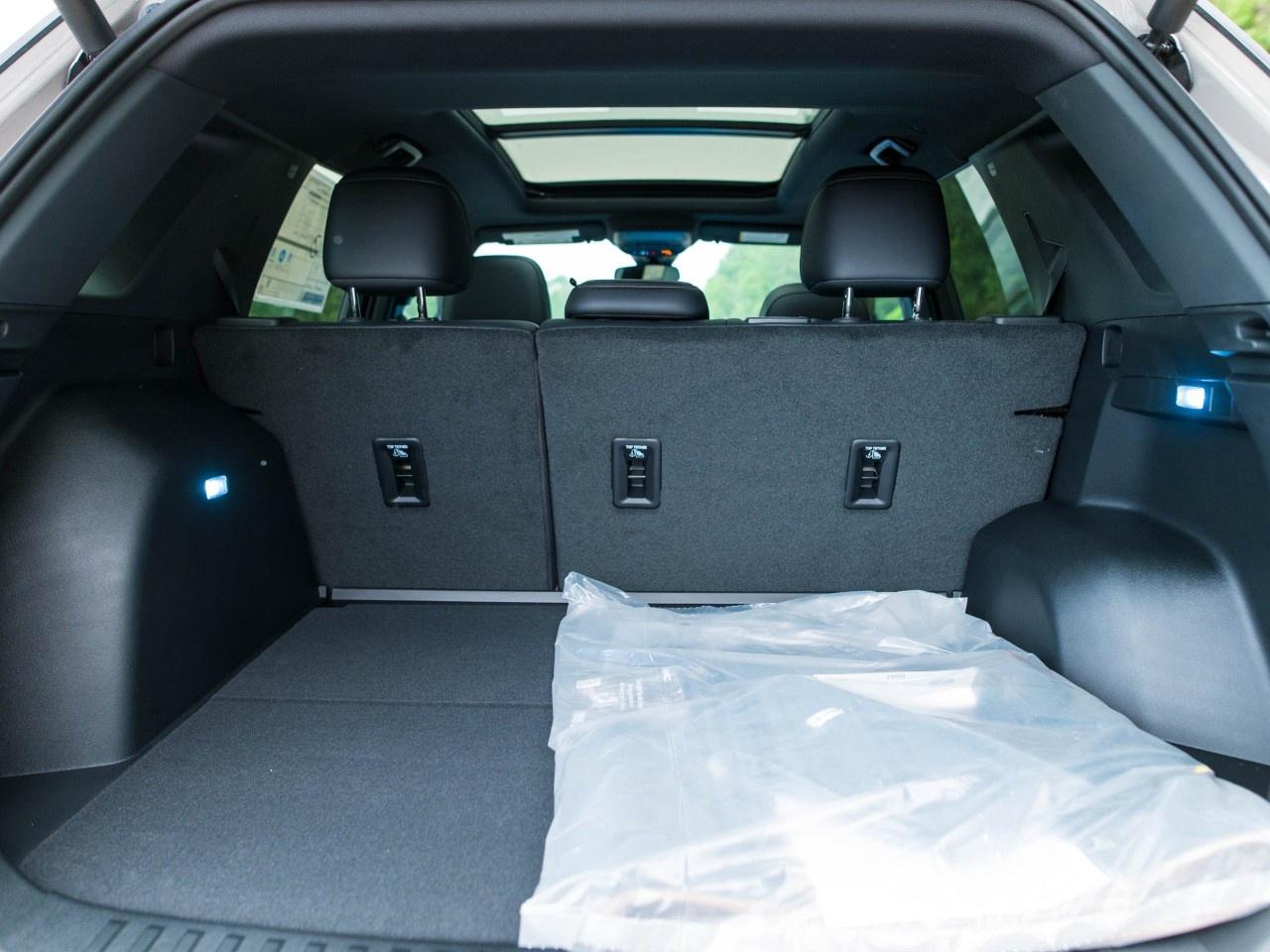 2027 GMC Terrain AWD AT4 Photo