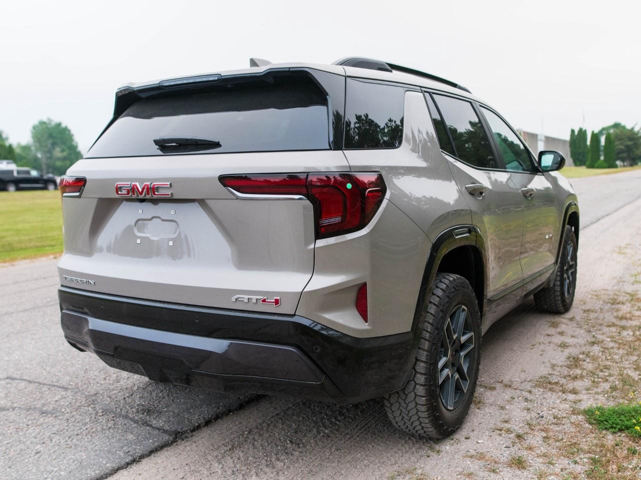 2027 GMC Terrain AWD AT4 Photo