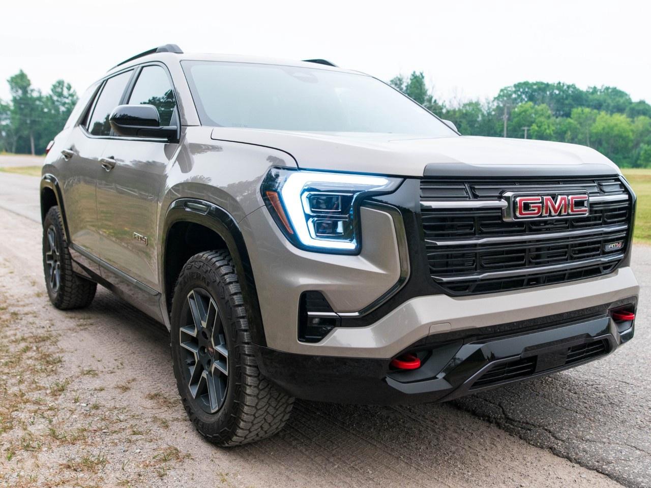 2027 GMC Terrain AWD AT4 Photo