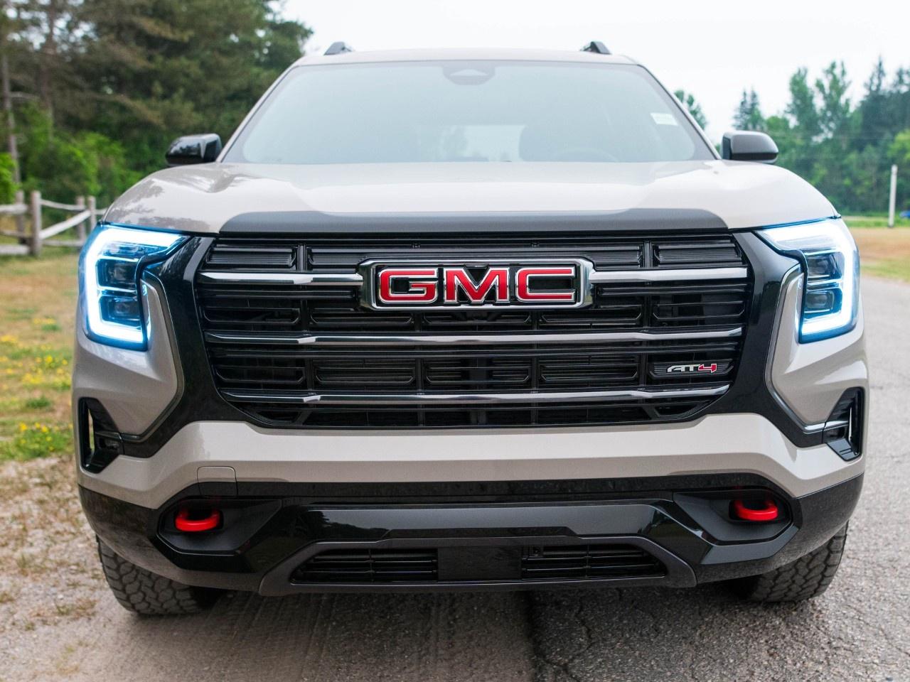 2027 GMC Terrain AWD AT4 Photo