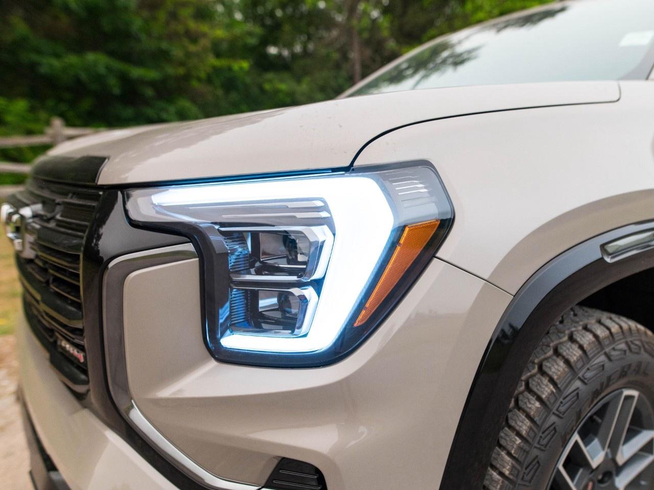 2027 GMC Terrain AWD AT4 Photo