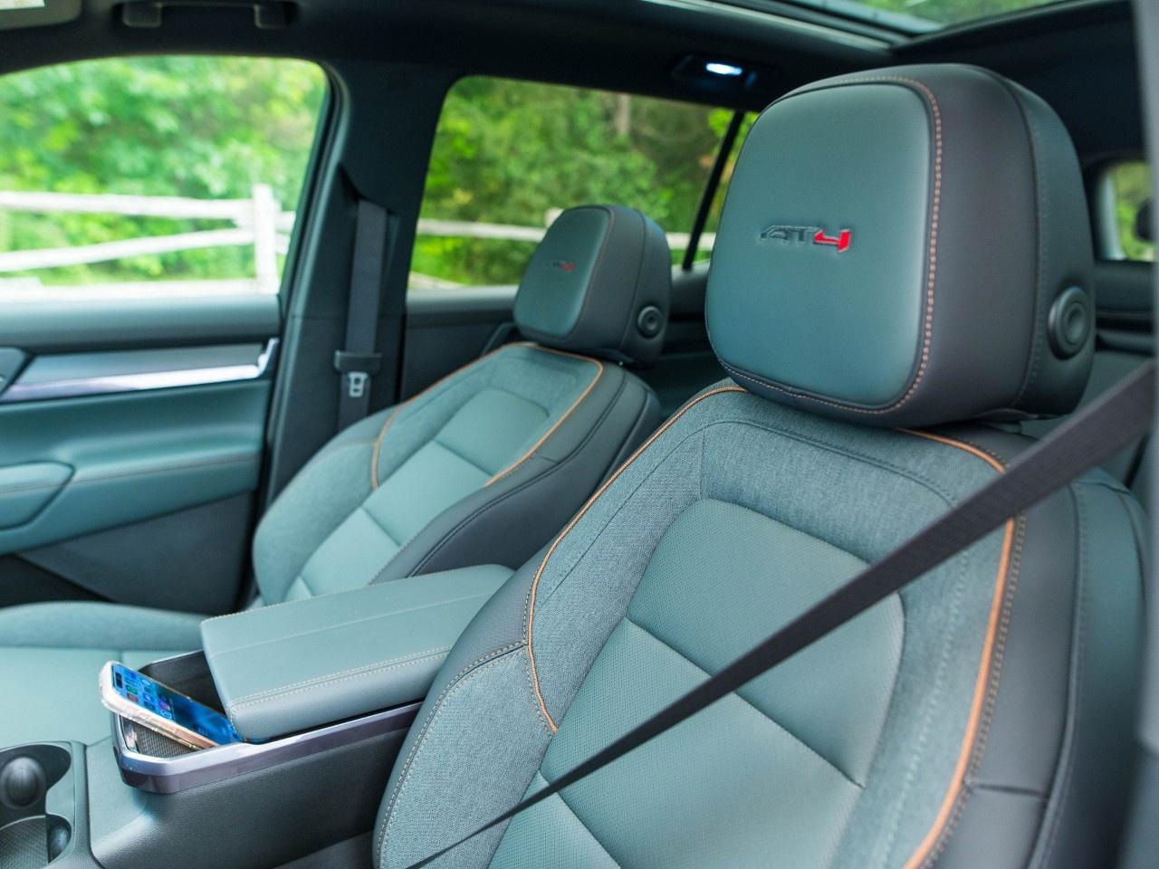2027 GMC Terrain AWD AT4 Photo