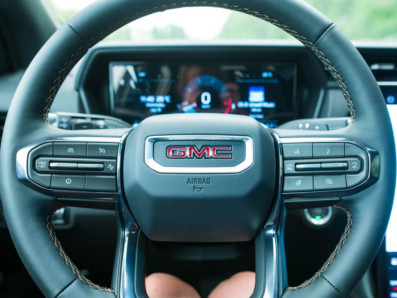 2027 GMC Terrain AWD AT4 Photo