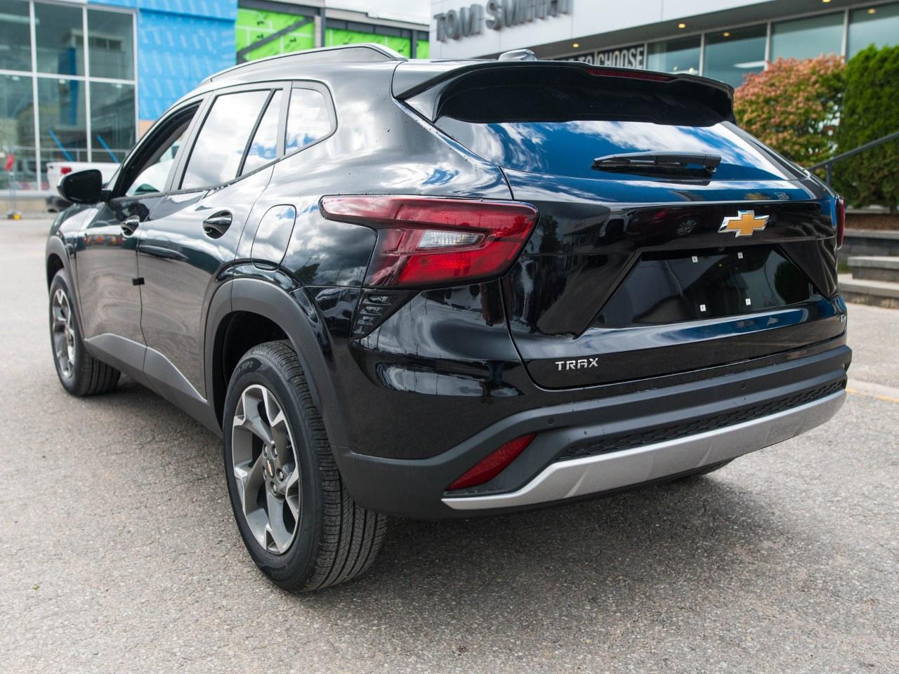 2026 Chevrolet Trax Fwd 4dr Lt Photo