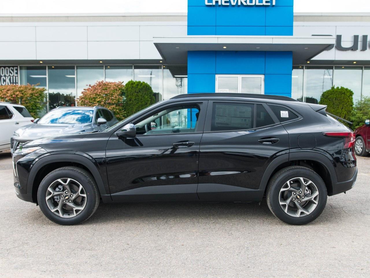 2026 Chevrolet Trax Fwd 4dr Lt Photo5