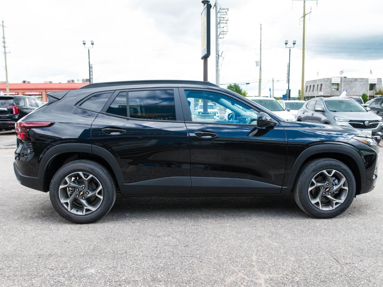 2026 Chevrolet Trax Fwd 4dr Lt Photo