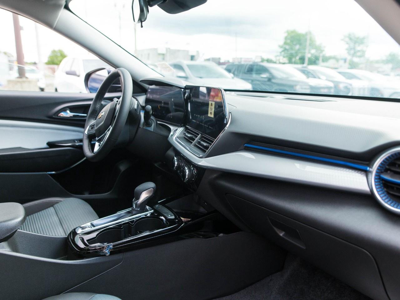 2026 Chevrolet Trax Fwd 4dr Lt Photo