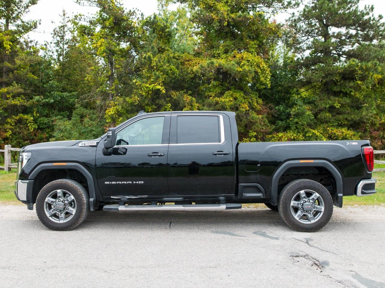 2026 GMC SIERRA 2500HD Crew Cab Standard Box 4-Wheel Drive SLE Photo
