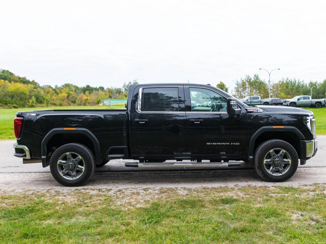 2026 GMC SIERRA 2500HD Crew Cab Standard Box 4-Wheel Drive SLE Photo