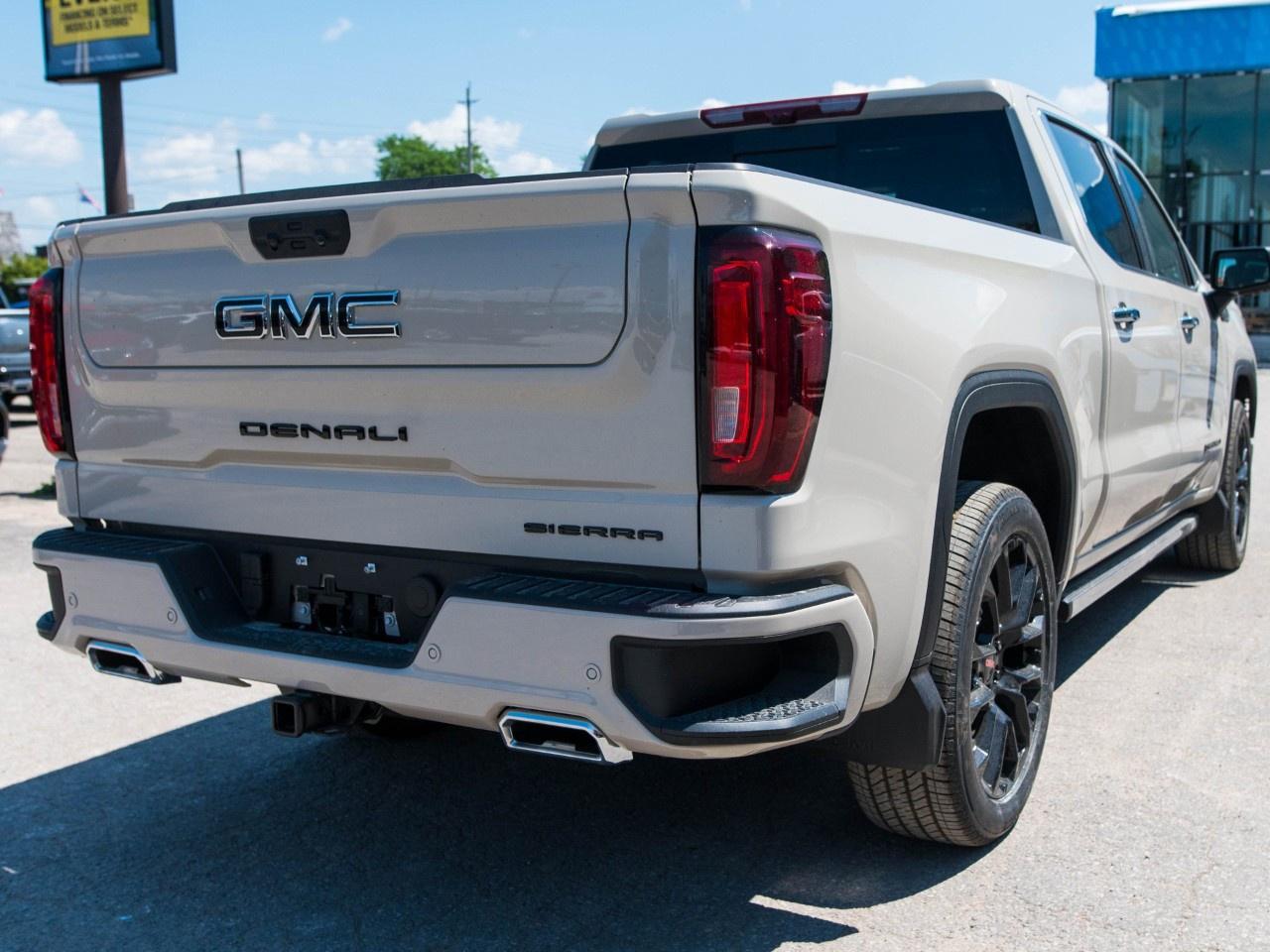 2026 GMC Sierra 1500 Crew Cab Short Box 4-Wheel Drive Denali Photo