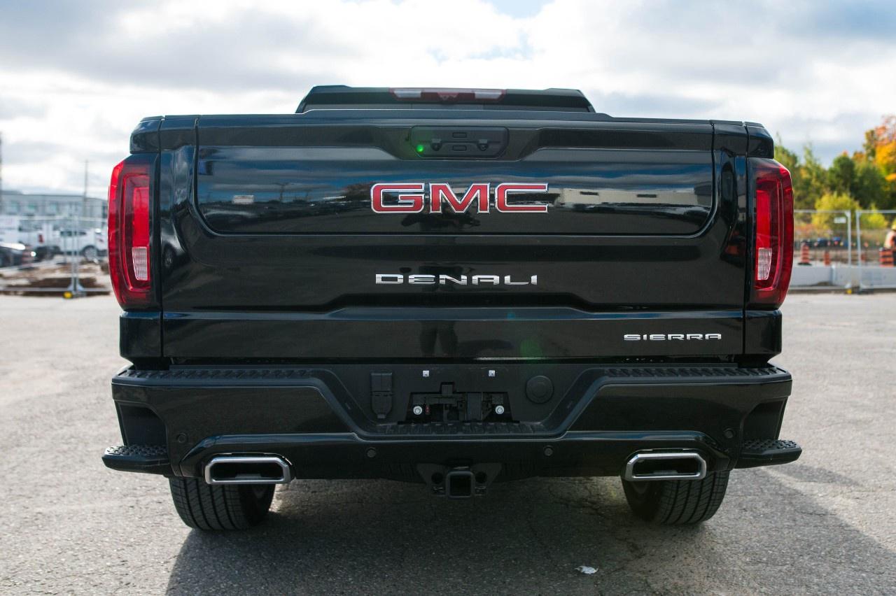 2026 GMC Sierra 1500 Crew Cab Short Box 4-Wheel Drive Denali Photo