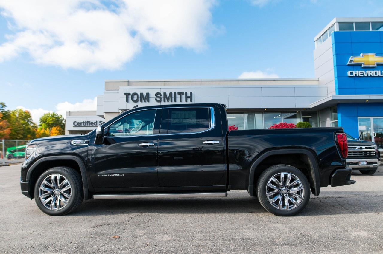2026 GMC Sierra 1500 Crew Cab Short Box 4-Wheel Drive Denali Photo