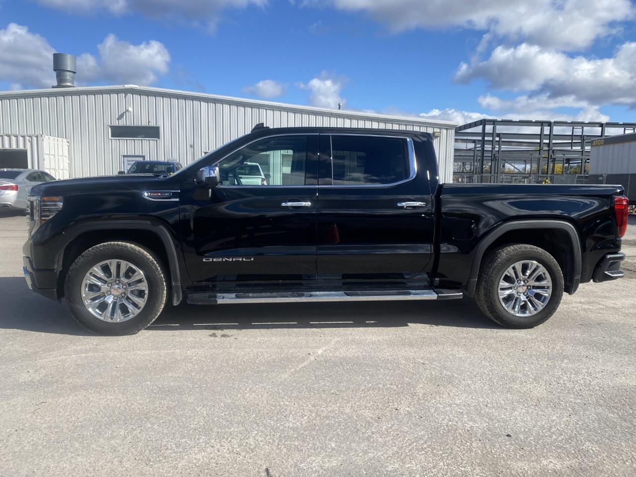 2025 GMC Sierra 1500 Crew Cab Short Box 4-Wheel Drive Denali Photo