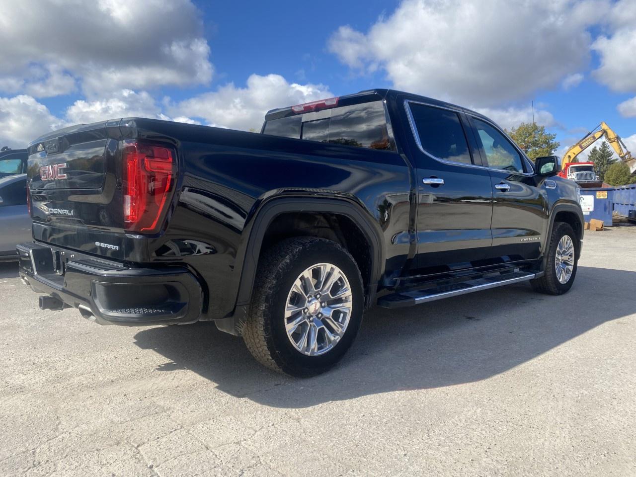 2025 GMC Sierra 1500 Crew Cab Short Box 4-Wheel Drive Denali Photo