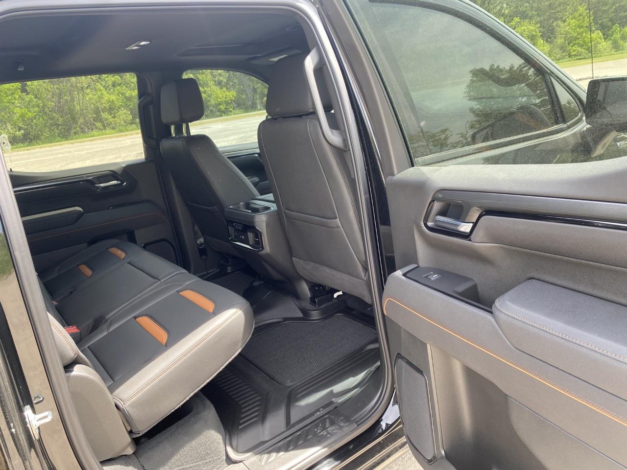 2025 GMC Sierra 1500 Crew Cab Short Box 4-Wheel Drive AT4 Photo