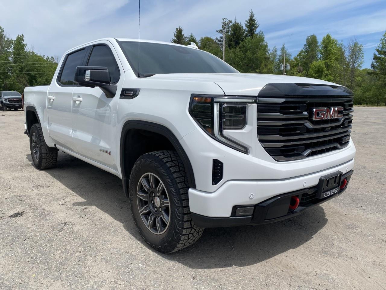 2025 GMC Sierra 1500 Crew Cab Short Box 4-Wheel Drive AT4 Photo