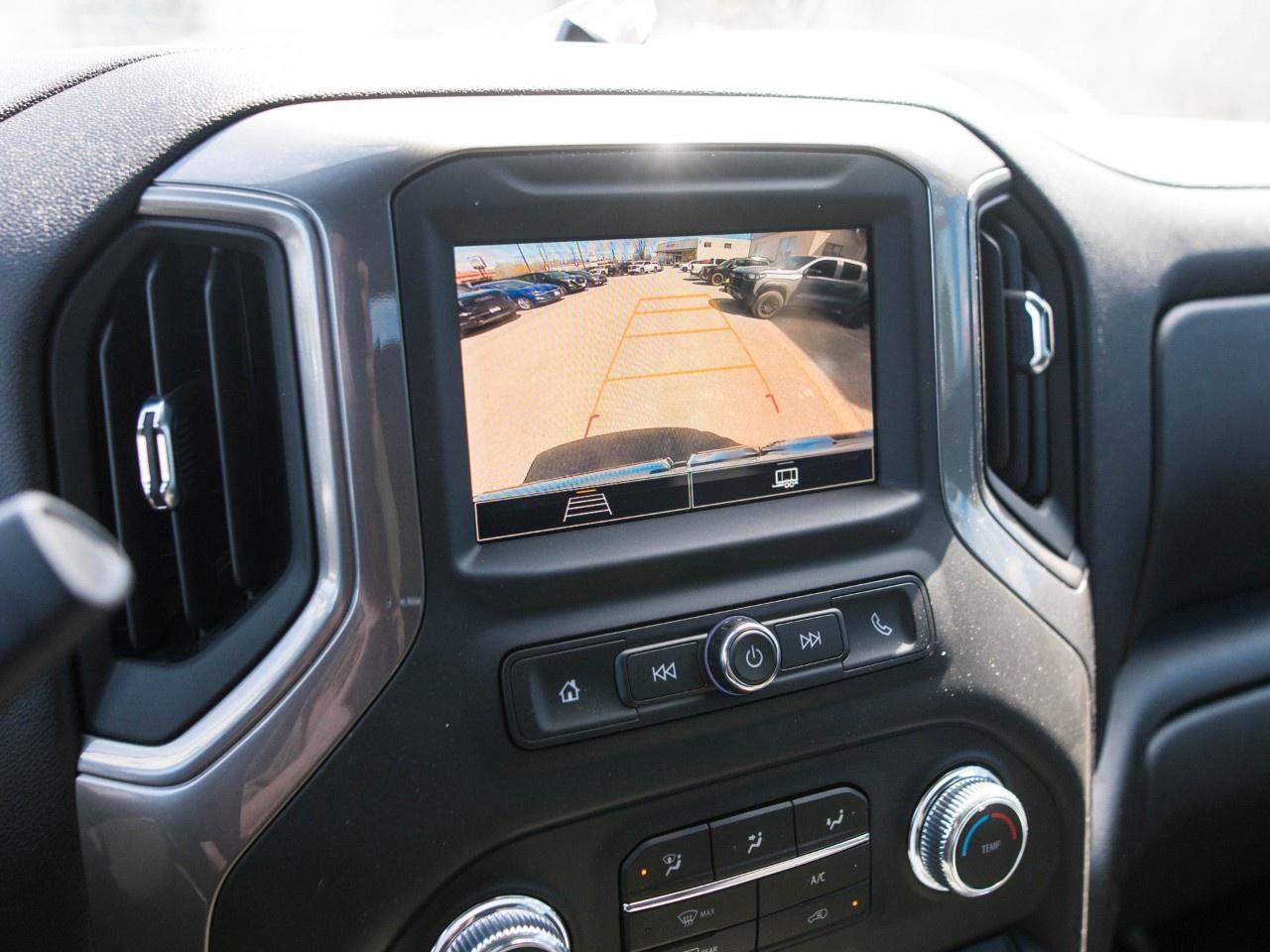 2026 GMC Sierra 1500 Double Cab Standard Box 4-Wheel Drive Pro Photo