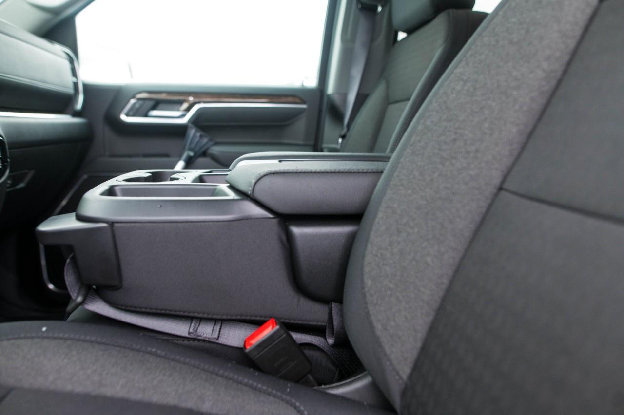2026 GMC Sierra 1500 Double Cab Standard Box 4-Wheel Drive Elevation Photo