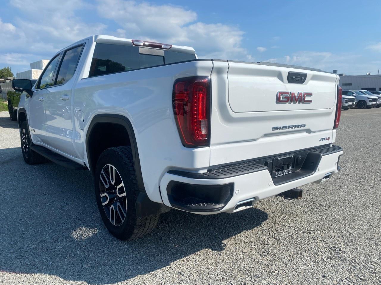 2025 GMC Sierra 1500 Crew Cab Short Box 4-Wheel Drive AT4 Photo