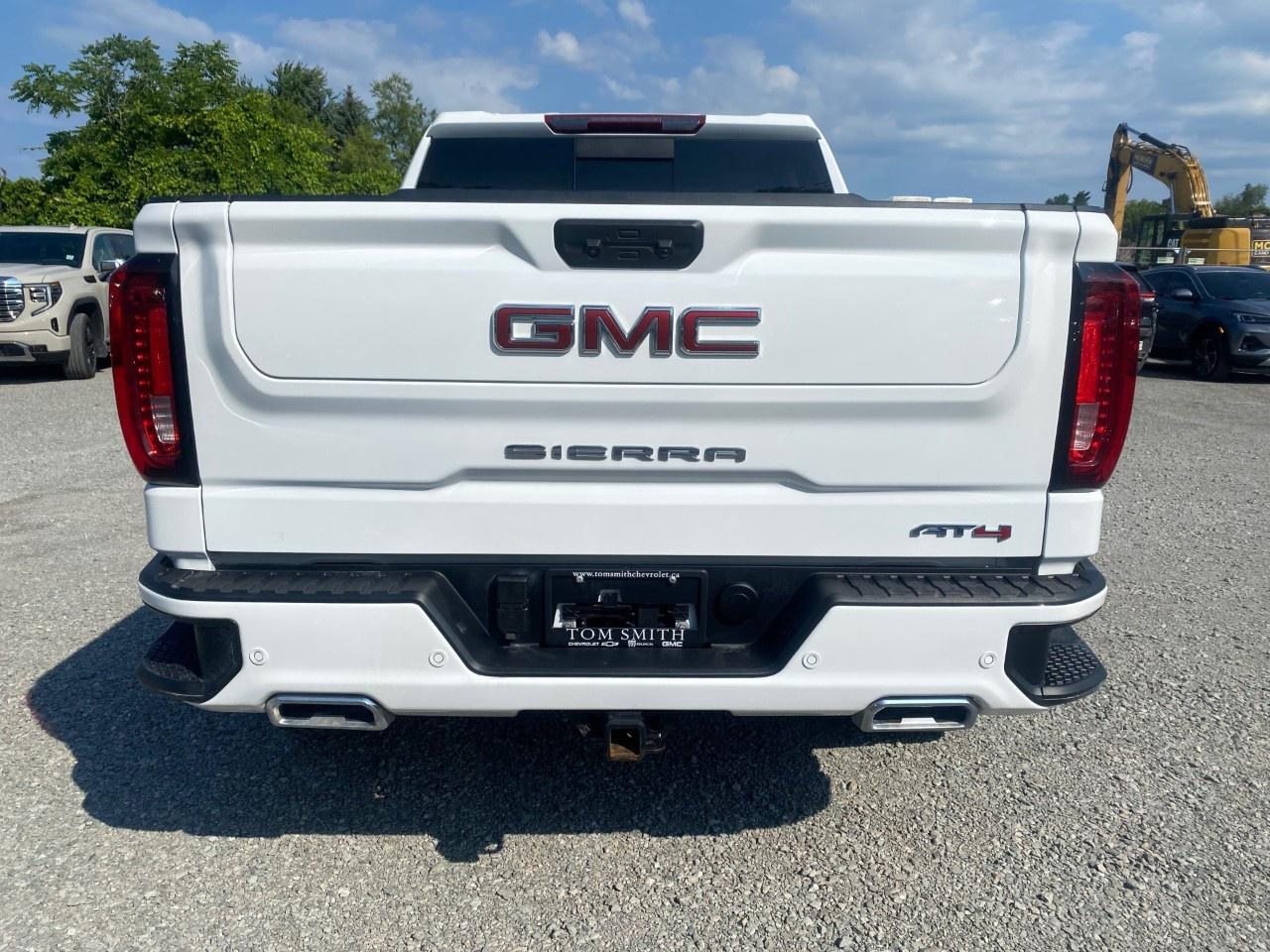 2025 GMC Sierra 1500 Crew Cab Short Box 4-Wheel Drive AT4 Photo