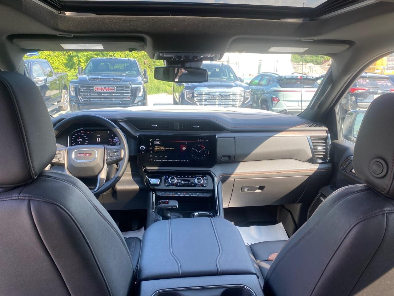 2025 GMC Sierra 1500 Crew Cab Short Box 4-Wheel Drive AT4 Photo