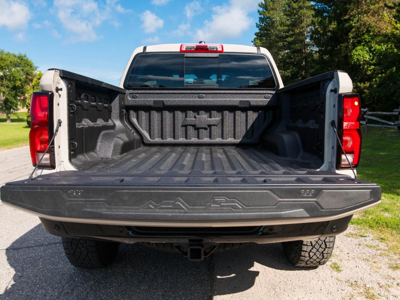 2026 Chevrolet Colorado Crew Cab Short Box 4-Wheel Drive ZR2 Photo