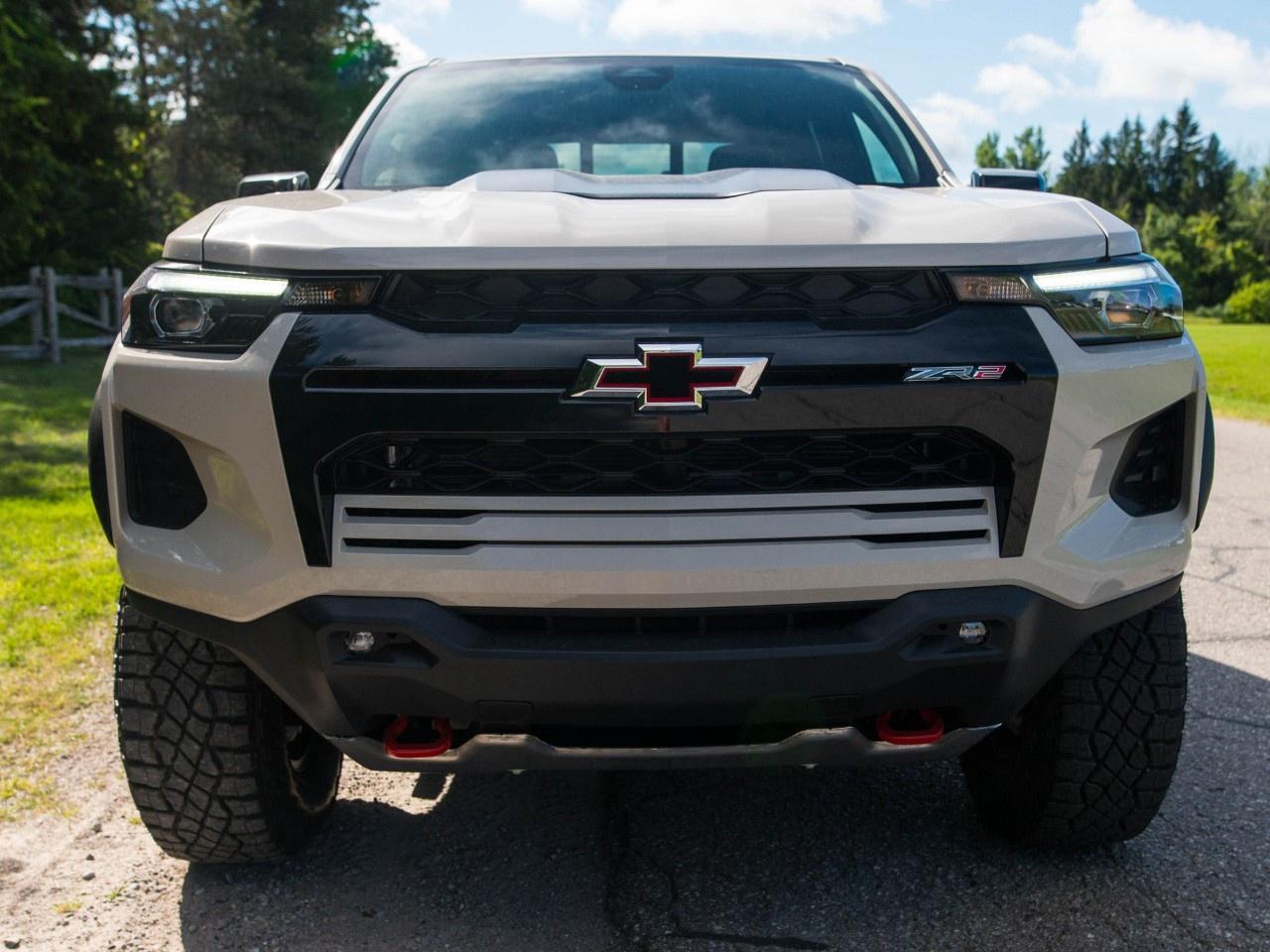 2026 Chevrolet Colorado Crew Cab Short Box 4-Wheel Drive ZR2 Photo