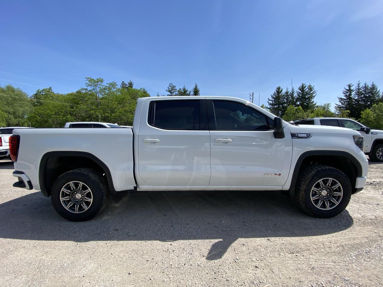 2025 GMC Sierra 1500 Crew Cab Short Box 4-Wheel Drive AT4 Photo