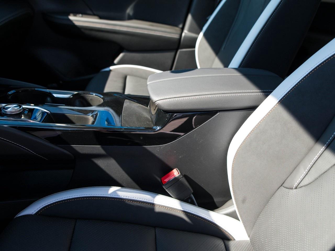 2026 Buick Envision AWD 4dr Sport Touring Photo