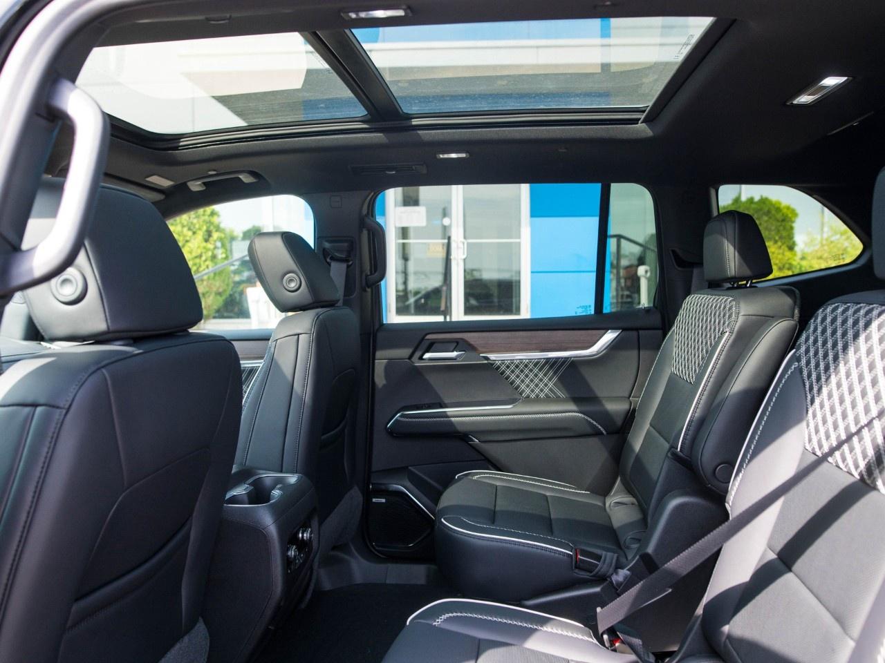 2026 GMC Acadia AWD DENALI Photo